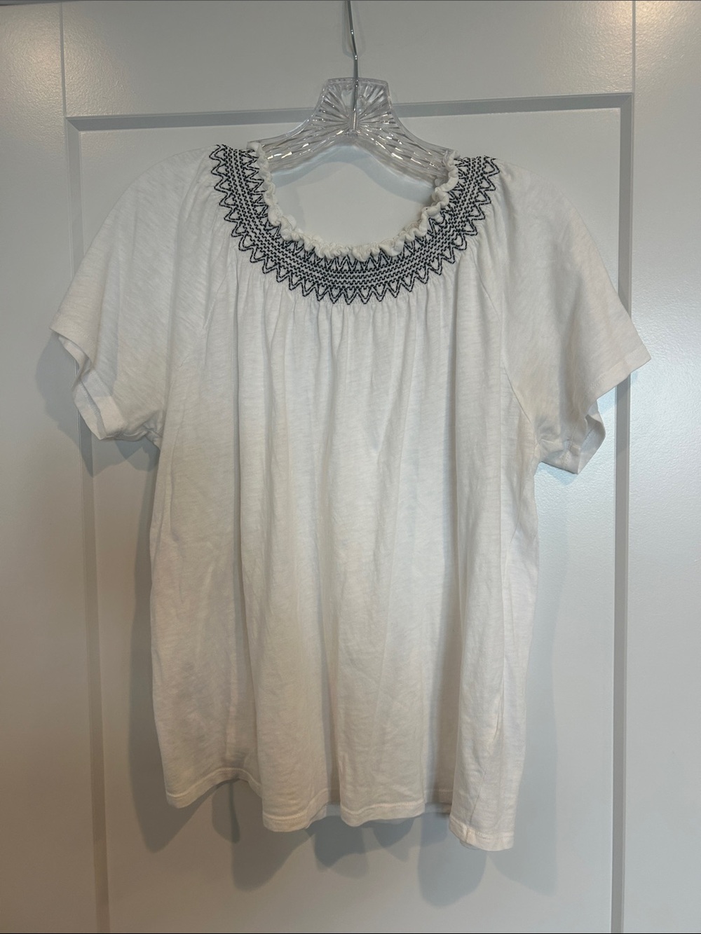 J Crew White Embroidered Neckline Women’s Top size Large